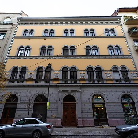 Palace Quarter