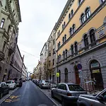 Palace Quarter *