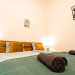 Apartment Palace Quarter *